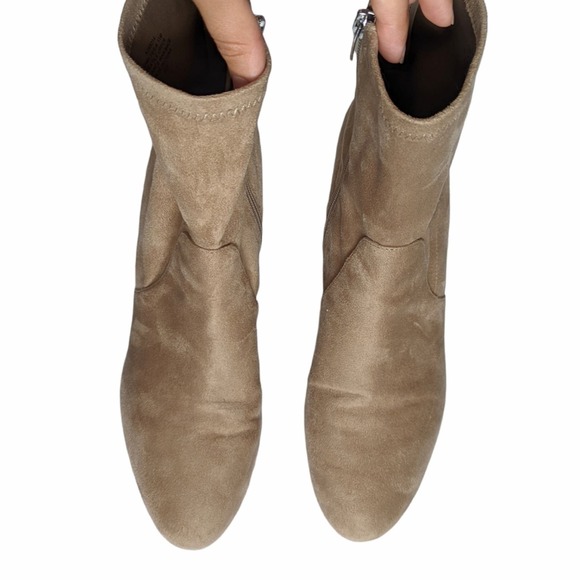 Marc Fisher Ileesia Tan Faux Suede Stretch Zipper Block Heel Bootie Size 11 - Picture 4 of 11